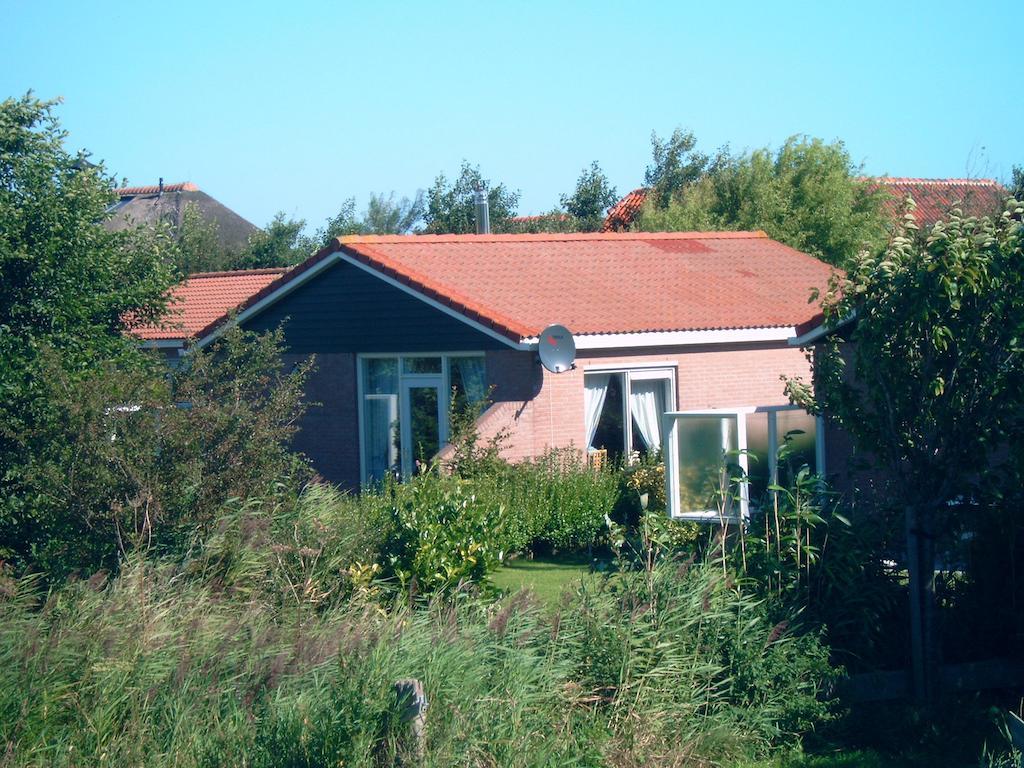 Ferienhaus Lisakowski Warmenhuizen Luaran gambar